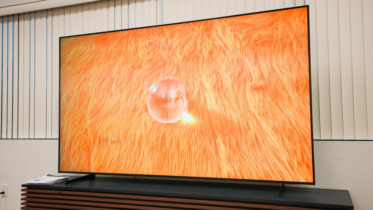 Samsung Neo QLED QN90F 100-inch